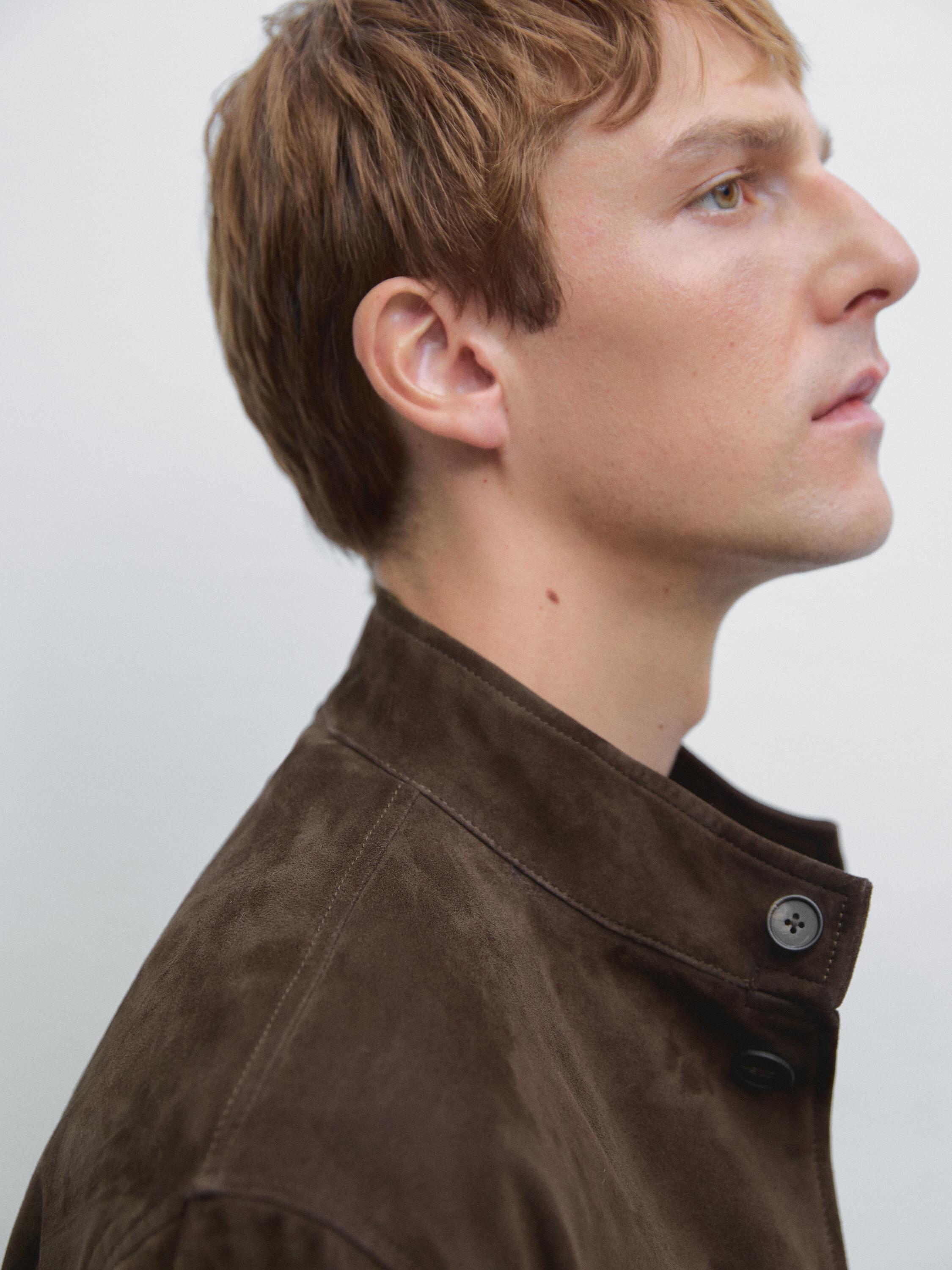 Veste à col mao en cuir finition daim